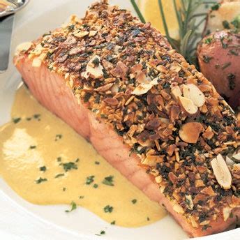 almond-crusted-salmon-with-leek-and-lemon-cream image