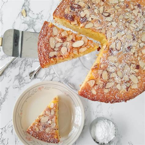 the-best-italian-almond-cake-under-30-minutes image