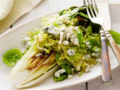 grilled-romaine-salad-with-blue-cheese image