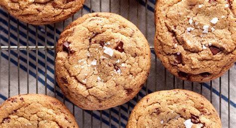 olive-oil-chocolate-chip-cookies-recipe-thrive-market image