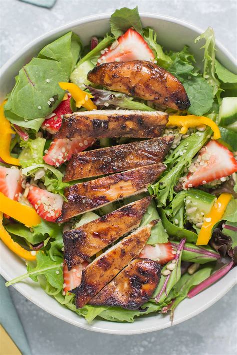 easy-balsamic-grilled-chicken-the-clean-eating-couple image