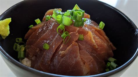 maguro-zuke-don-recipe-marinated-tuna-on-rice image