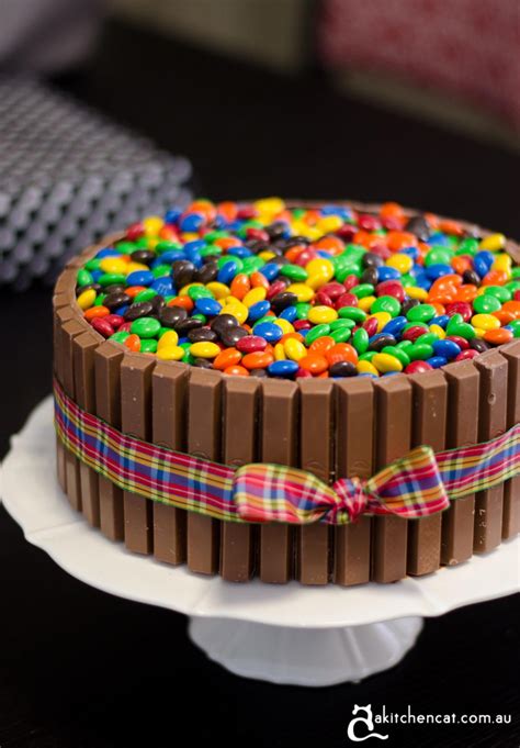 chocolate-overload-giant-kit-kat-and-mms-cake-a image