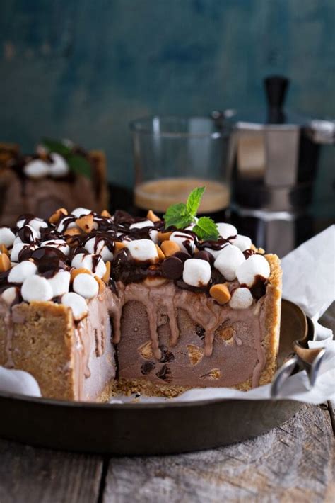 17-easy-marshmallow-cake-recipes-insanely-good image
