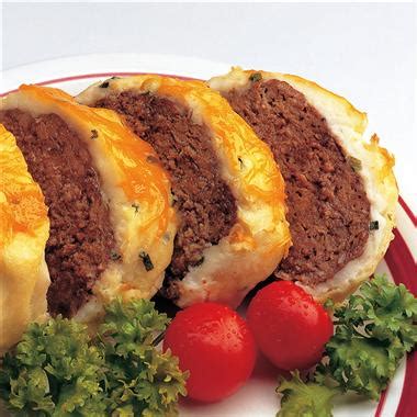 meatloaf-casserole-with-cheesy-mashed-potato image