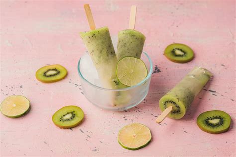 kiwi-lime-popsicles-recipe-nutribullet image