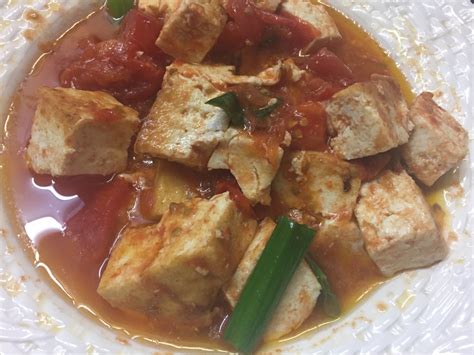 tofu-and-tomato-stir-fry-tcm-world image