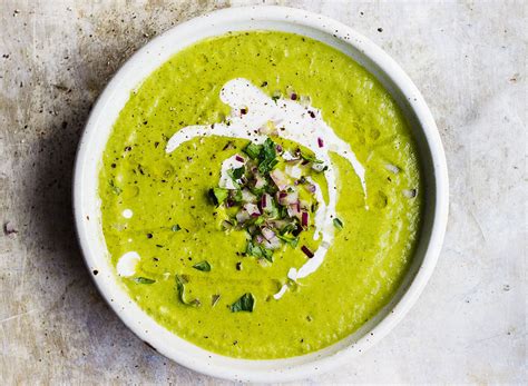 20-cozy-broccoli-soup-recipes-that-are-perfect-for image