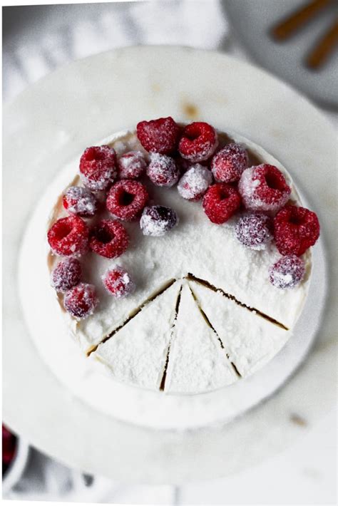 almond-raspberry-cake-with-mascarpone-buttercream image