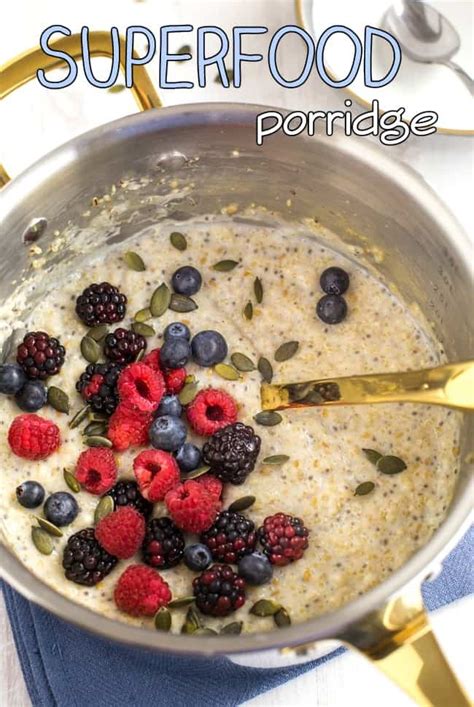 superfood-porridge-with-quinoa-chia-and-flax-easy image