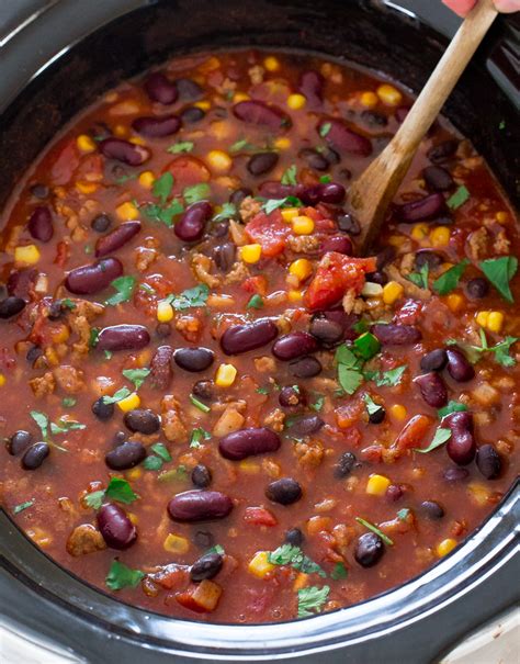 slow-cooker-turkey-chili-the-best-chef-savvy image