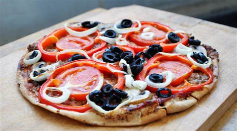 30-minute-veggie-pita-pizza-recipe-healthy-and image