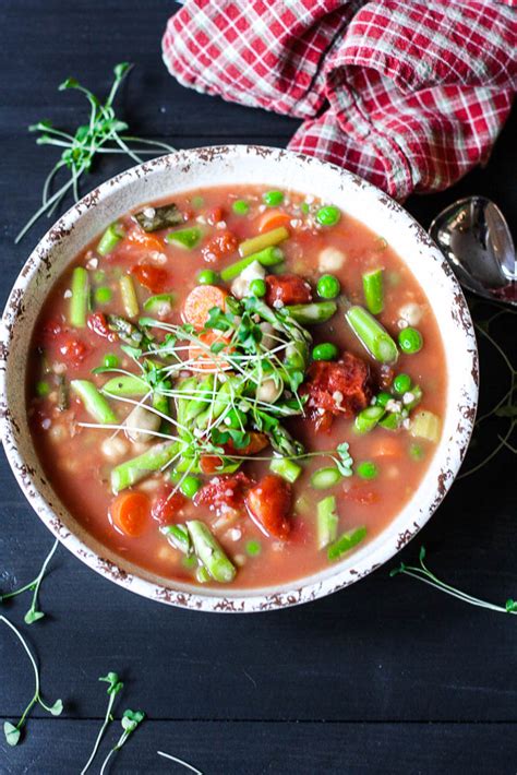 slow-cooker-vegetable-minestrone-soup-recipe-kitchen-of-youth image