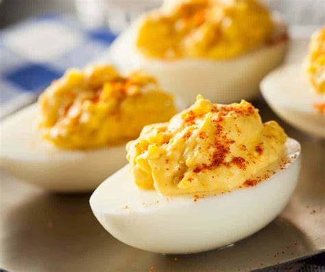 air-fryer-deviled-eggs-fork-to-spoon image