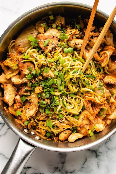 kimchi-chicken-stir-fry-noodle-bowl-i-heart-umami image