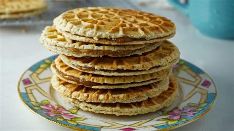 how-to-make-authentic-stroopwafel-taste-of-home image