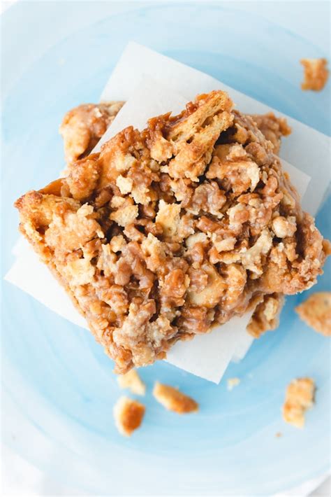 four-ingredient-toffee-bars-skor-ritz-bars-hungry image