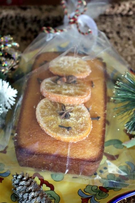 old-fashioned-lemon-bread-with-lemon-syrup image