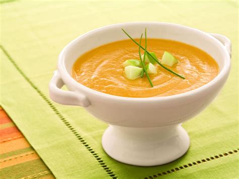 roasted-acorn-squash-soup-maple-from-canada image
