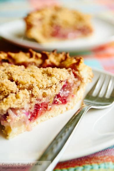 pineapple-rhubarb-pie-with-streusel-topping image