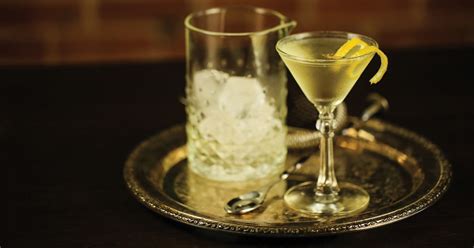 20-scotch-cocktails-to-try-today-liquorcom image