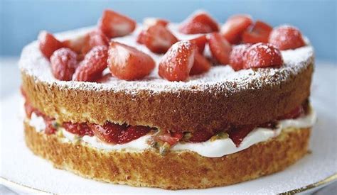 10-best-mary-berry-cakes-the-happy-foodie image