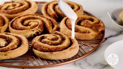how-to-make-danish-cinnamon-snails-dessert image