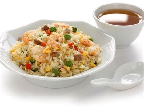 copycat-pearl-of-the-orients-young-chow-fried-rice image