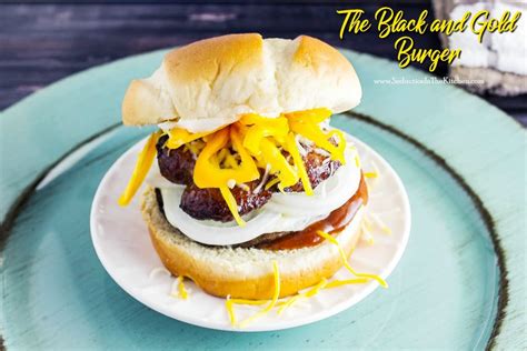 the-black-and-gold-burger-pittsburgh-steelers-fan-burger image