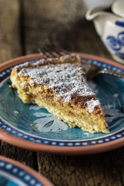 torta-de-santiago-spanish-almond-pie-olivias-cuisine image
