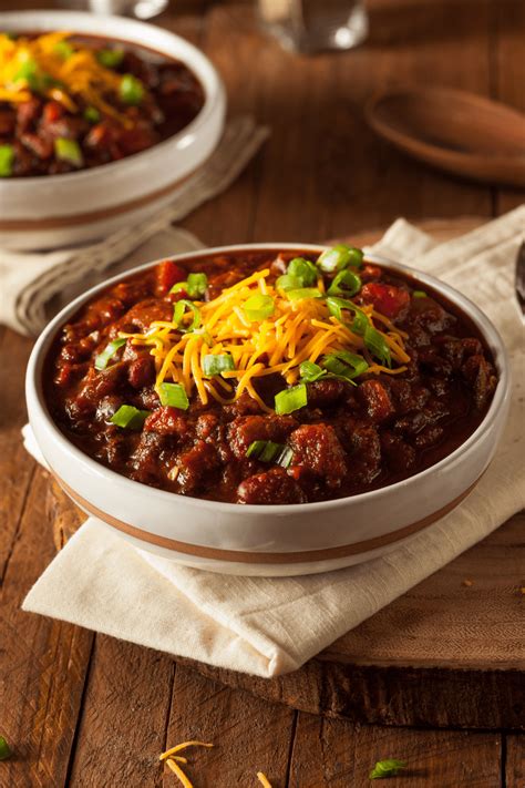 the-best-bowl-of-chili-youll-ever-have-insanely-good image