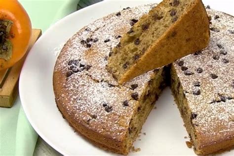 persimmon-cake-the-sweet-and-moist-persimmon-cake image