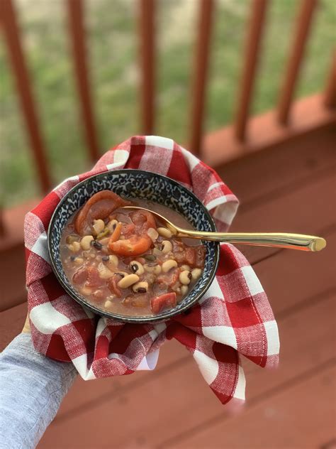 spicy-black-eyed-peas-and-stewed-tomatoes-beck image