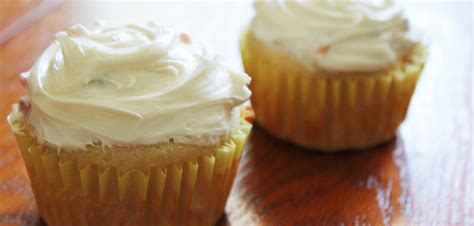 small-batch-cupcakes-recipe-splendry image