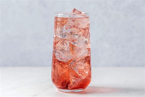 10-tonic-water-cocktails-the-spruce-eats image