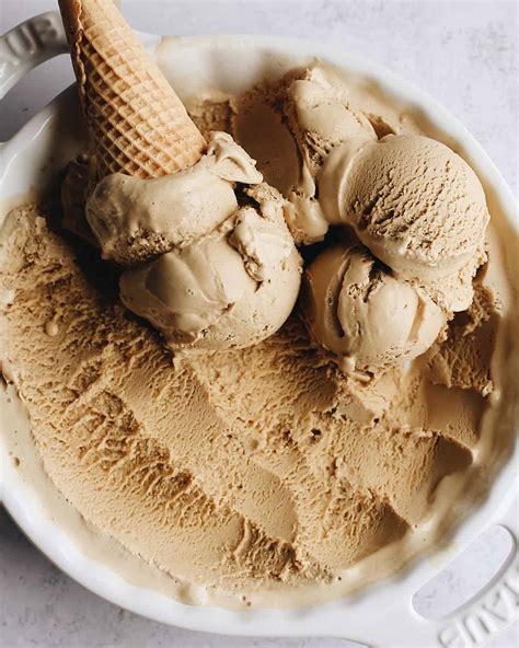 homemade-coffee-ice-cream-recipe-joyfoodsunshine image