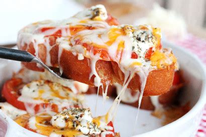roasted-garlic-and-tomato-cheese-bread-tasty image