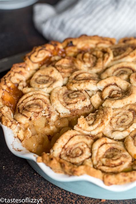 cinnamon-roll-apple-pie-tastes-of-lizzy-t image