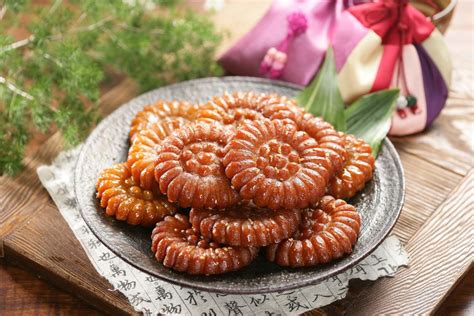 yakgwa-korean-honey-cookies-recipe-the-spruce-eats image