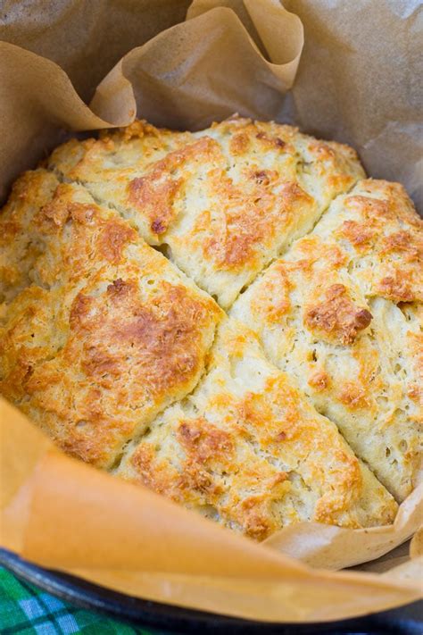 easy-irish-soda-bread-recipe-authentic-soda-bread image