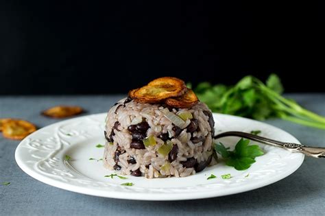 classic-cuban-black-beans-and-rice-moros-y-cristianos image