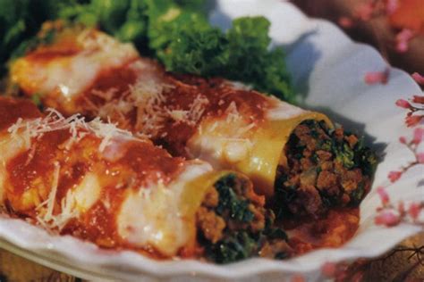 stuffed-cannelloni-recipe-with-parmesan-canadian image