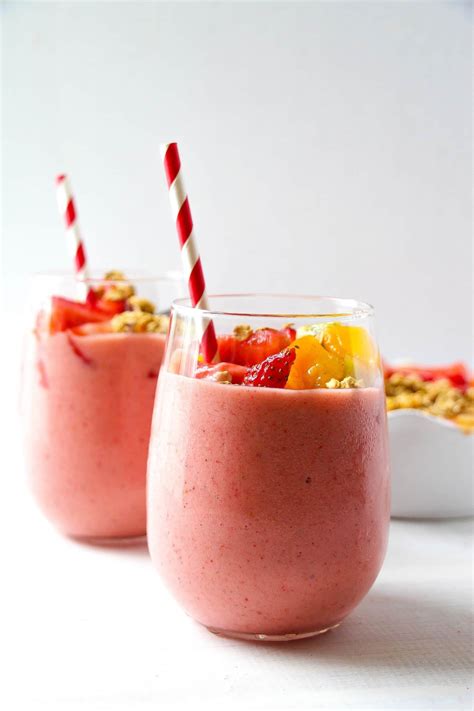 four-fruit-smoothie-layers-of-happiness image