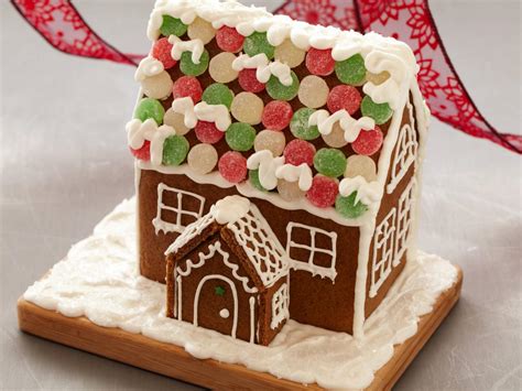 how-to-build-your-own-gingerbread-house-food-network image