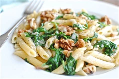 creamy-penne-with-blue-cheese-arugula-and-toasted image