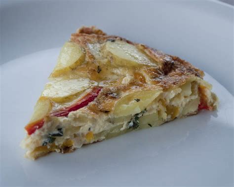 easy-pepper-potato-omelette-recipe-italian-notes image