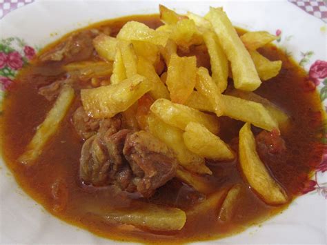 khoresht-ghaimeh-recipe-persian-lamb-and-split-pea-stew image