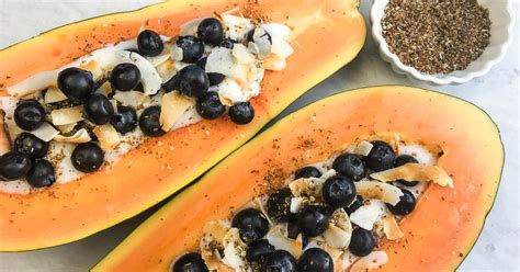 greek-yogurt-papaya-boat-breakfast-recipe-mama image