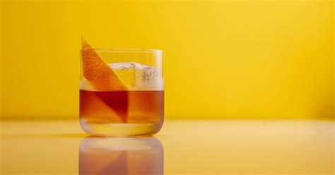 rum-old-fashioned-cocktail-recipe-liquorcom image
