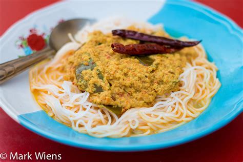 thai-fish-curry-recipe-khanom-jeen-nam-ya image